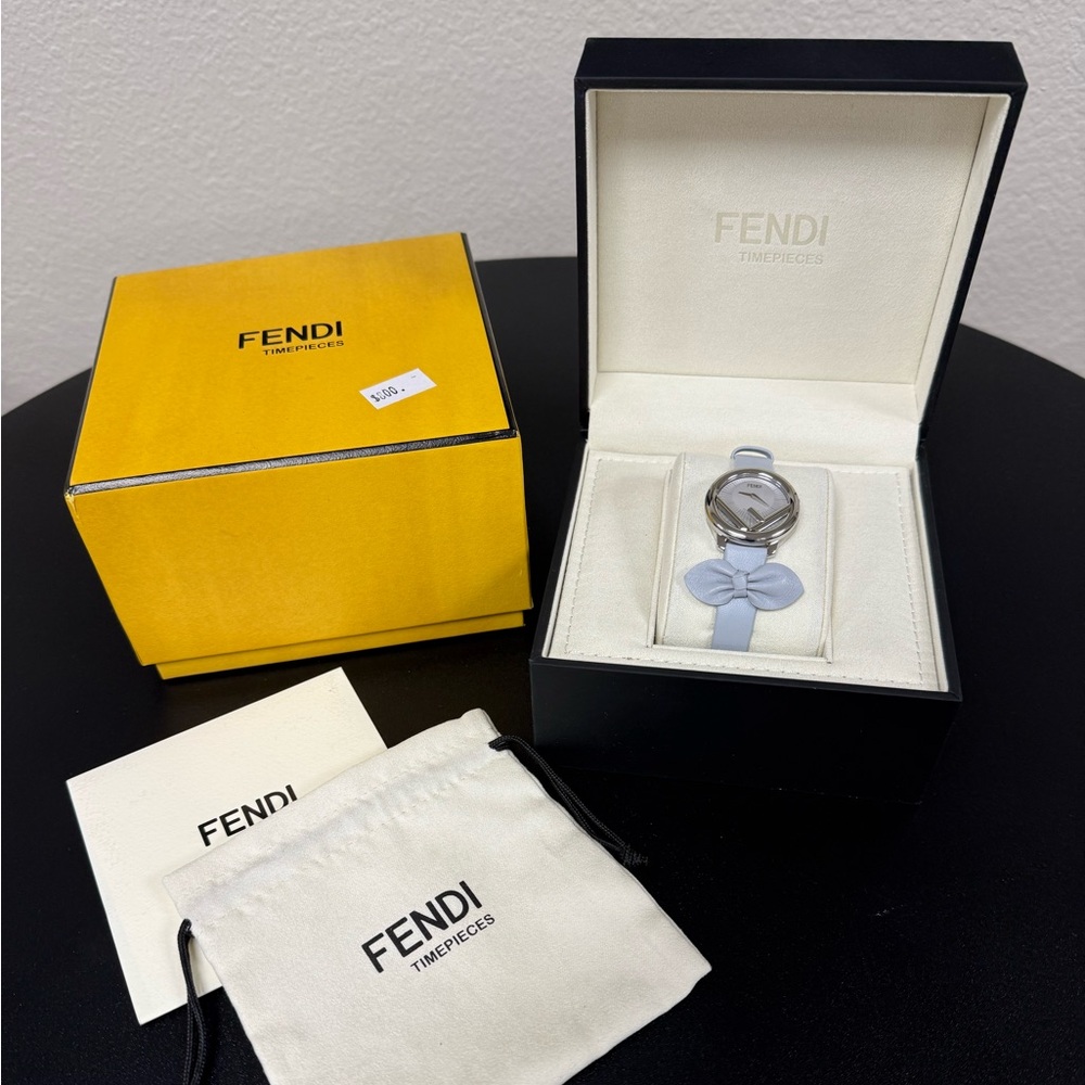 Fendi watch brand new tags, box, dust bag